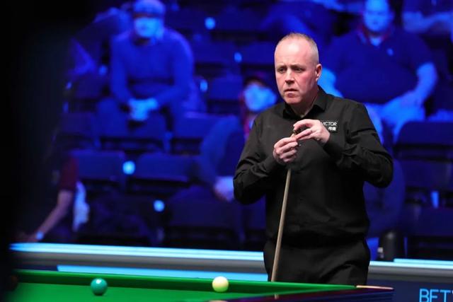 比队内平均 比队内平均