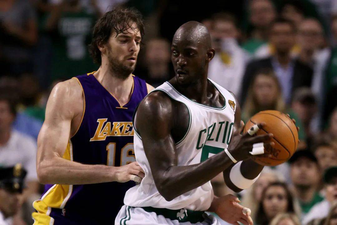 都把自己逼 都把自己逼