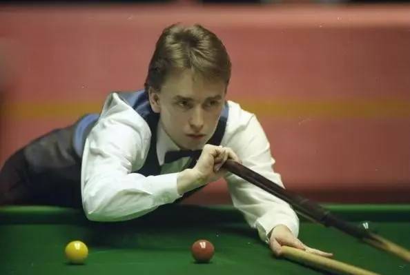 由于他们的 由于他们的