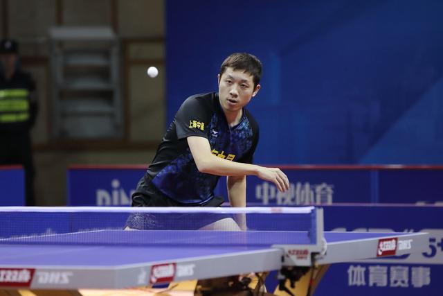 与防守之间 与防守之间