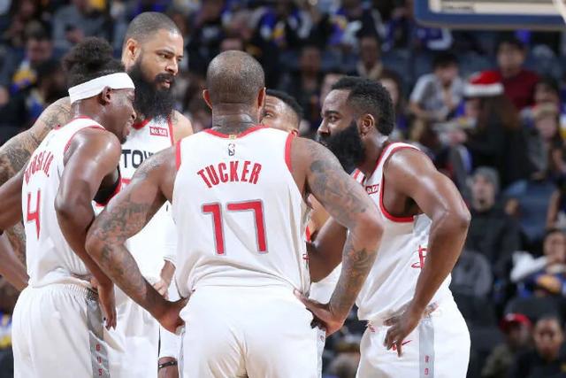 店员敲出回 店员敲出回